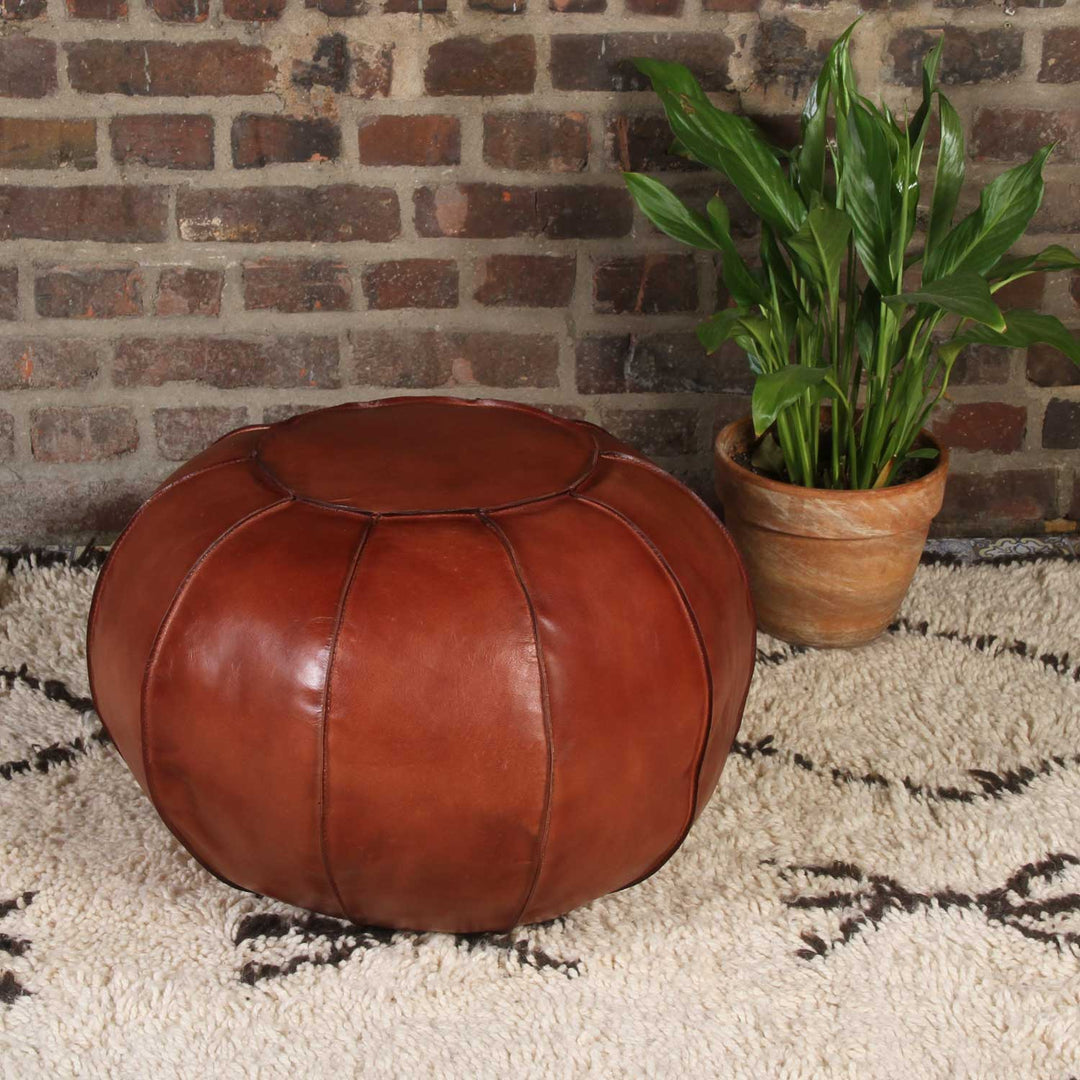 Pouf en cuir véritable Yuva Caramel