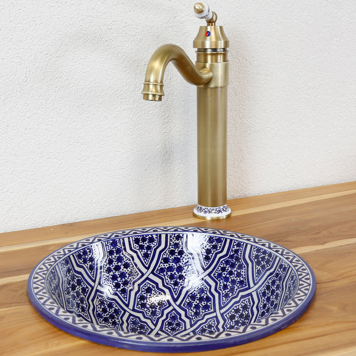 Lavabo peint à la main