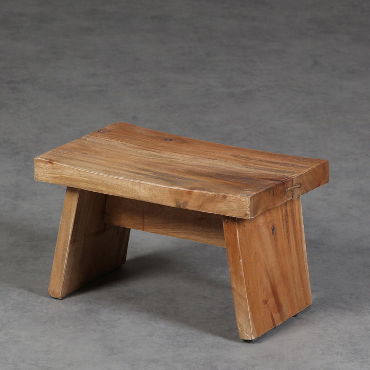 Tabouret en teck Paolo
