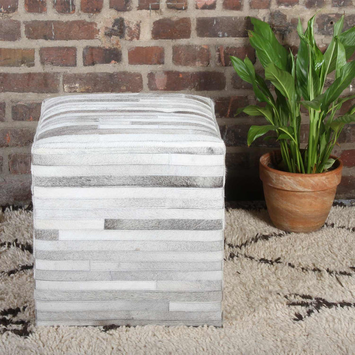 Tabouret en fourrure patchwork Liem
