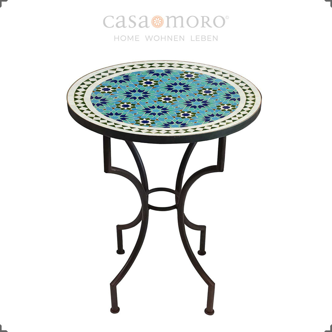 Table en mosaïque de zellige aux tons verts et bleus forts - table pour deux personnes, idéale pour les petits espaces