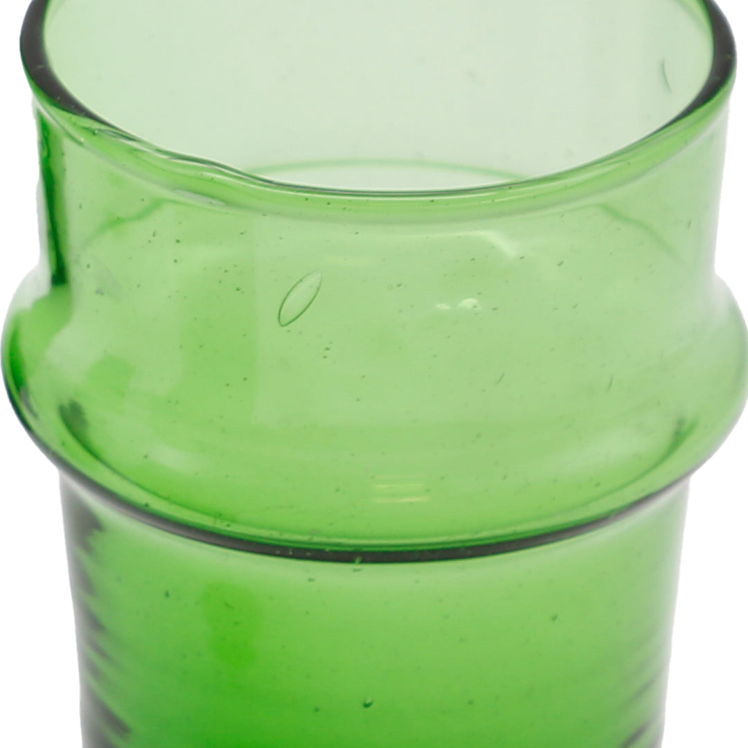 Ensemble de verres verts - idéal comme verres à dessert pour les desserts crémeux