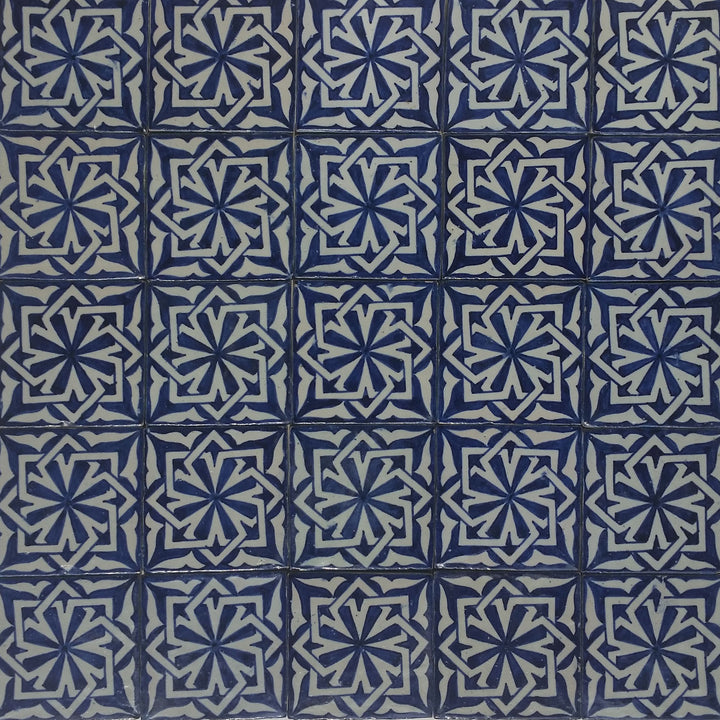 Handbeschilderde tegel – Andalusische stijl