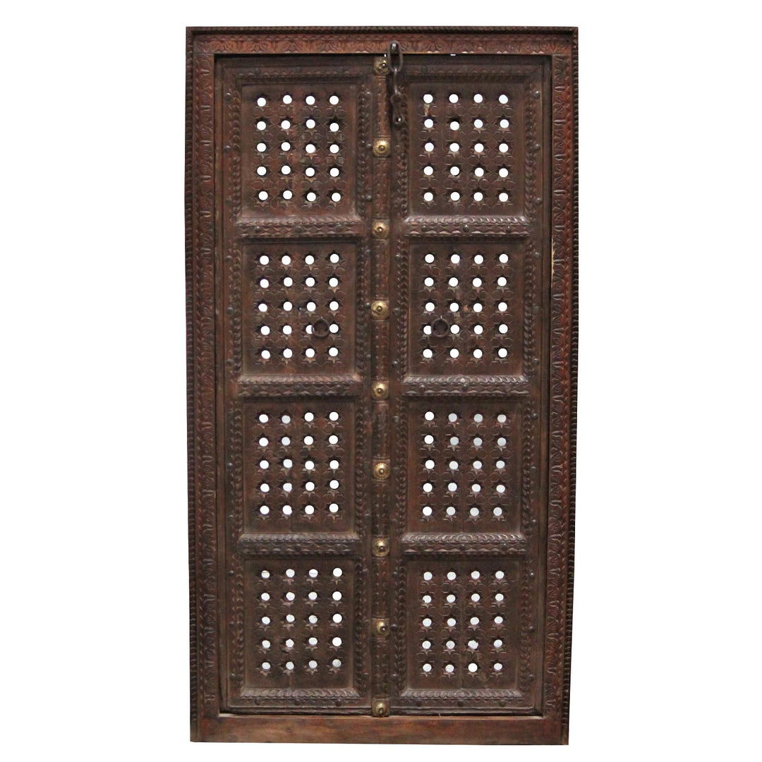 Indische houten poort Ajala