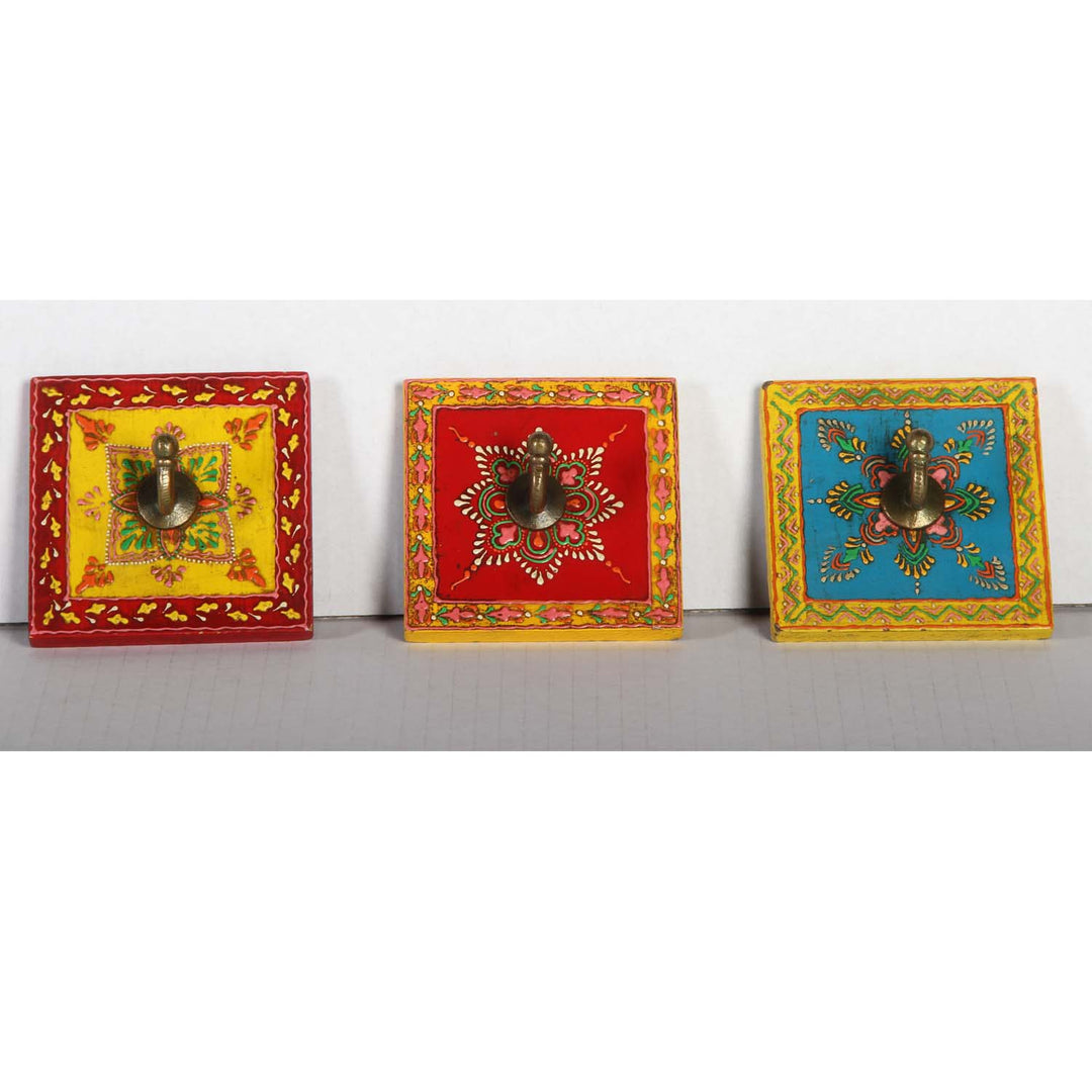 Lot de 3 patères orientales