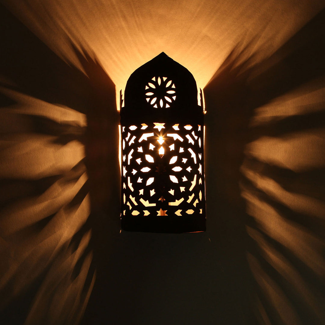 Oosterse ijzeren wandlamp EWL02