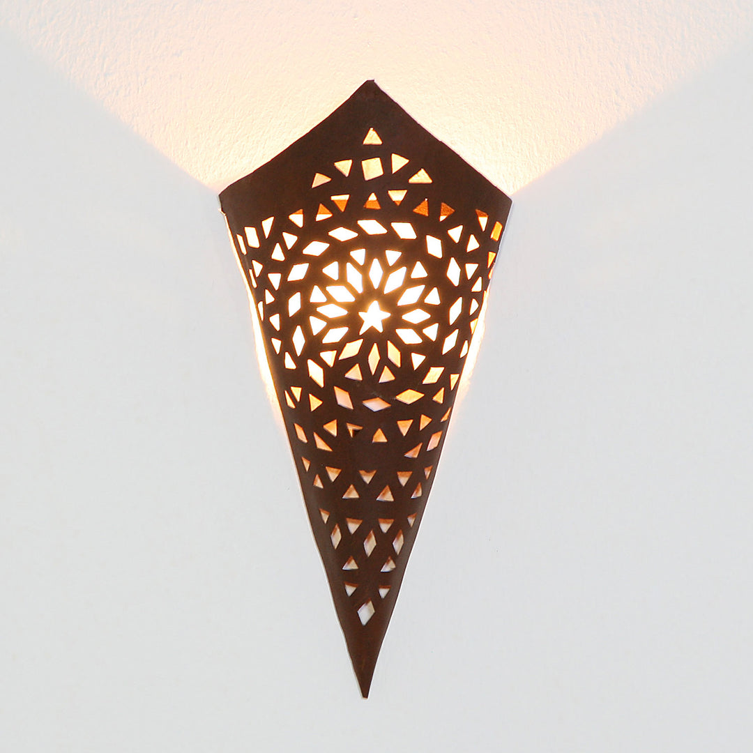 Oosterse ijzeren wandlamp EWL03