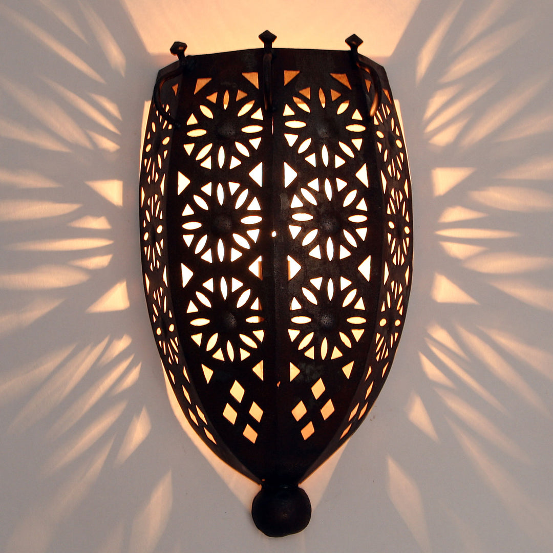 Oosterse ijzeren wandlamp EWL05