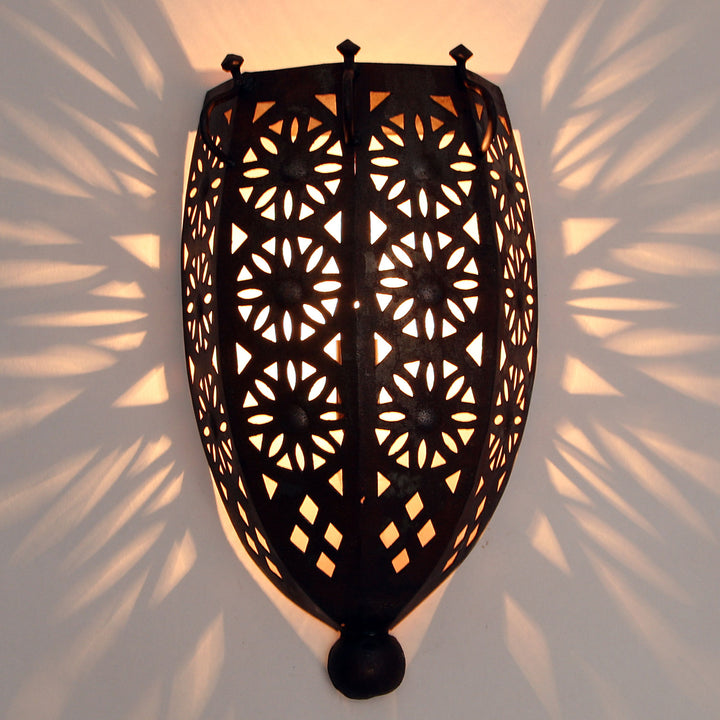 Oosterse ijzeren wandlamp EWL05