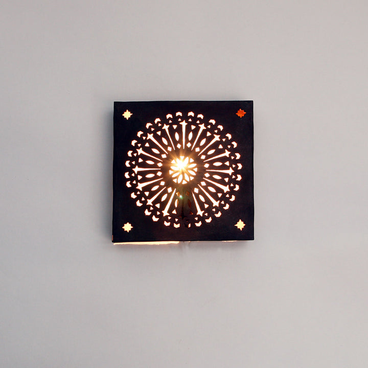 Oosterse ijzeren wandlamp EWL36