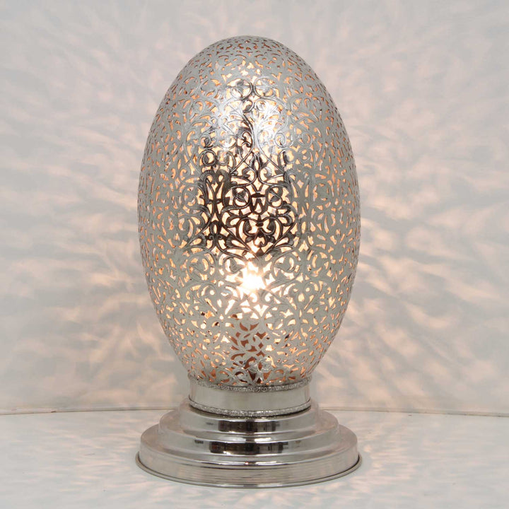 Lampe orientale en argent Damaris