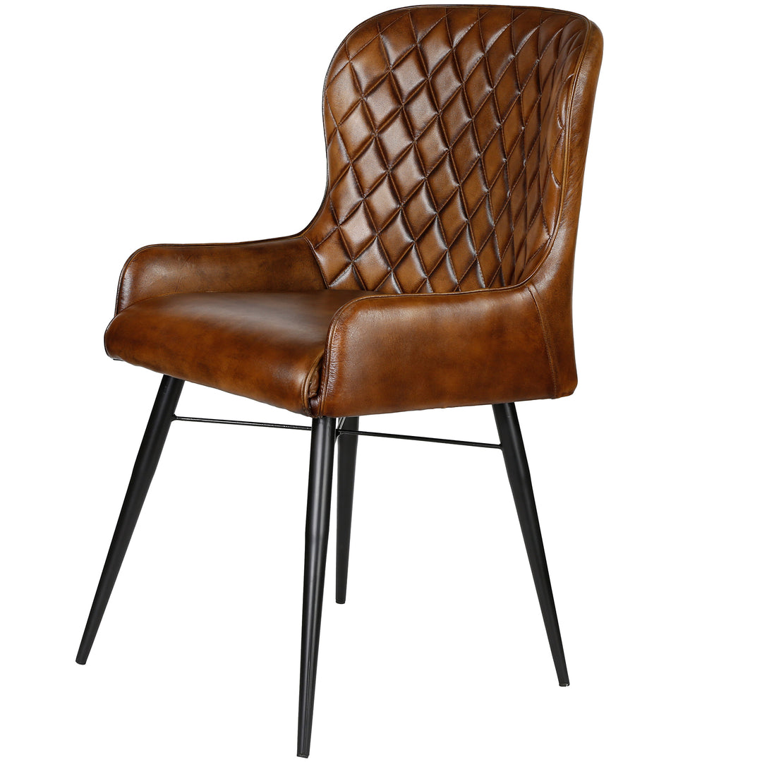 Geïsoleerde gestoffeerde stoel van leer, antiekbruin, met metalen frame