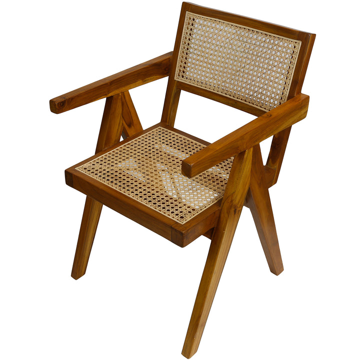 Fauteuil met Weens geweven in een warme bruine tint, gemaakt van massief teakhout met rotan zitting en rugleuning