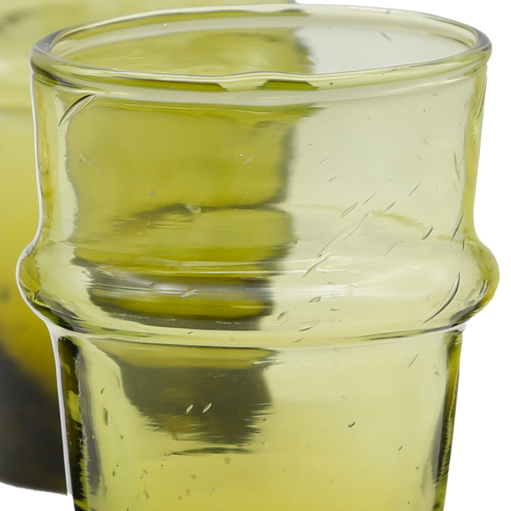 Klassische Teegläser in Honigbraun – robust, stapelbar und handwerklich einzigartig 